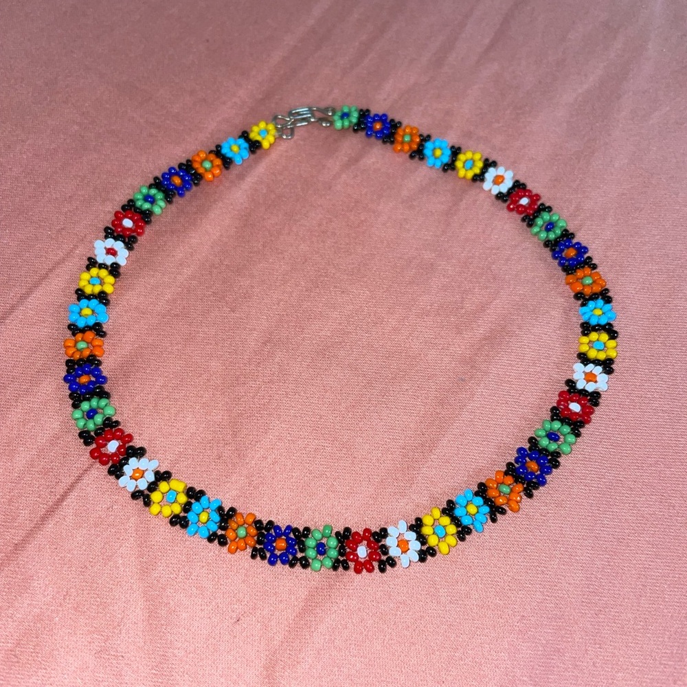 Vintage 90’s Floral Choker 🌼